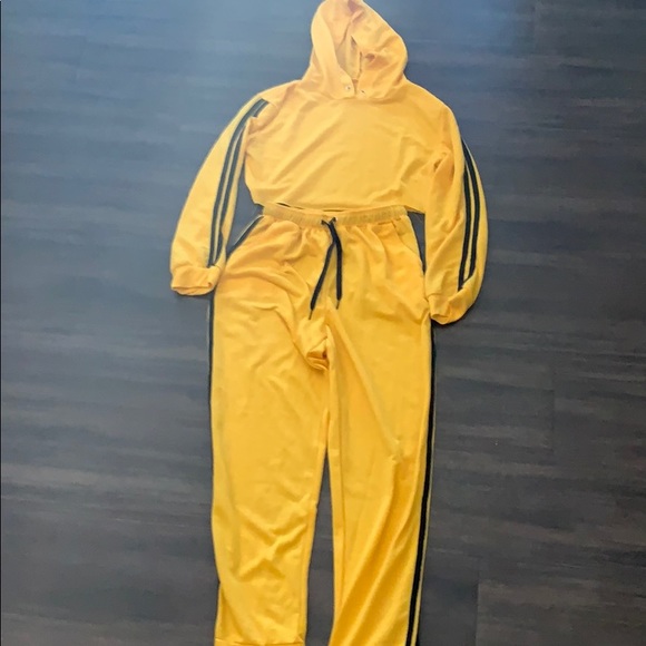yellow and black sweatsuit